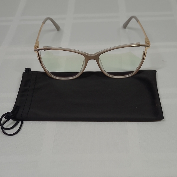 Accessories - Stylish Gold Women's Glasses